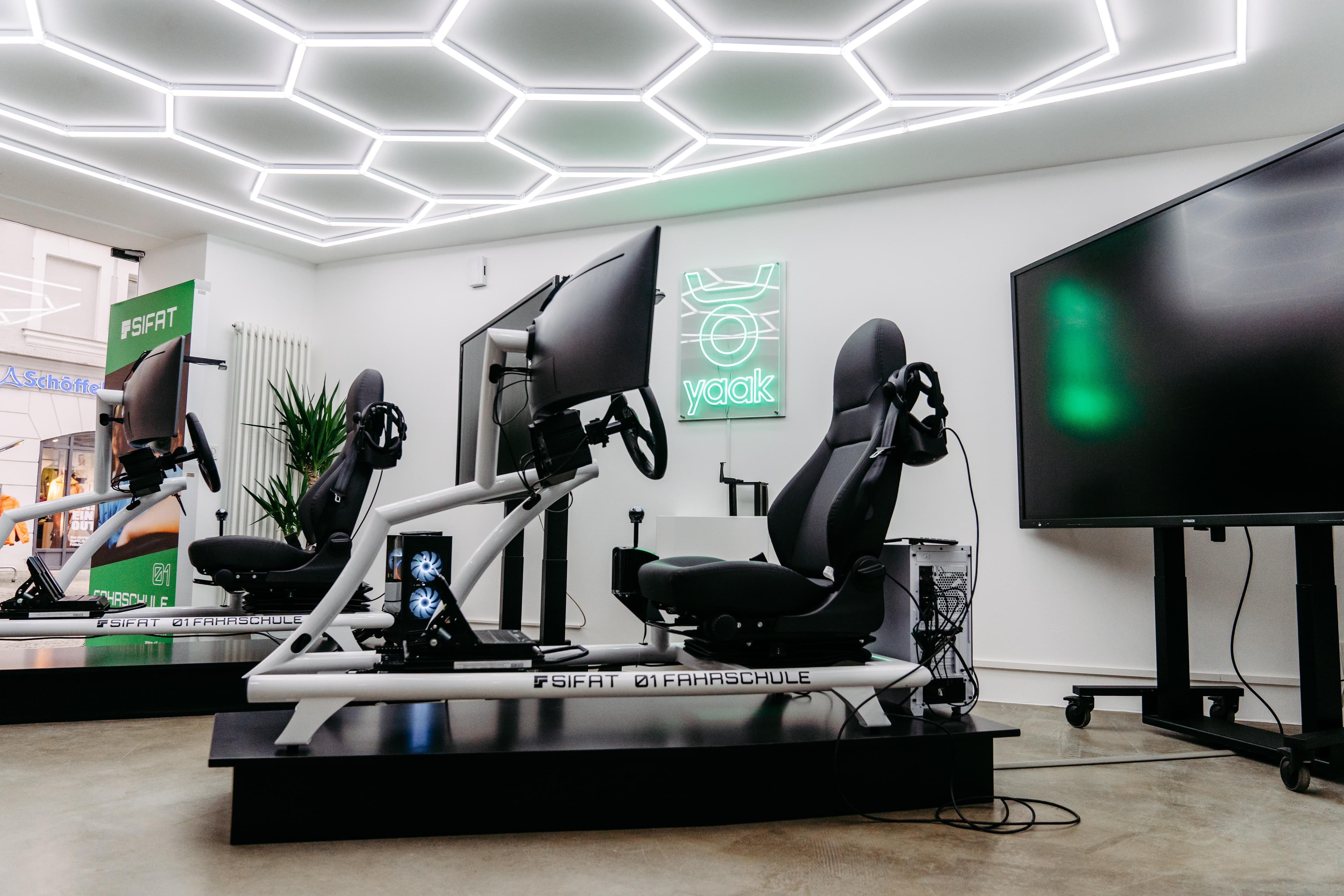 Unsere Simulatoren MODERN DIGITAL UND SICHER