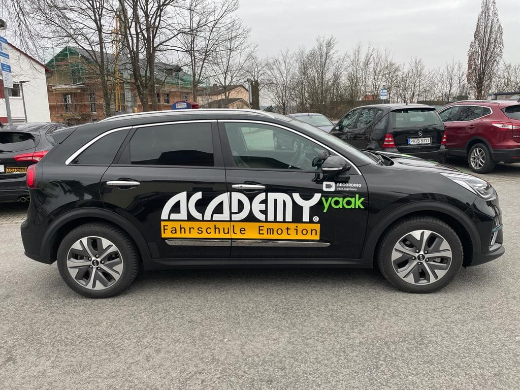 10 x KIA mit KI YAAK Niro EV Elektro