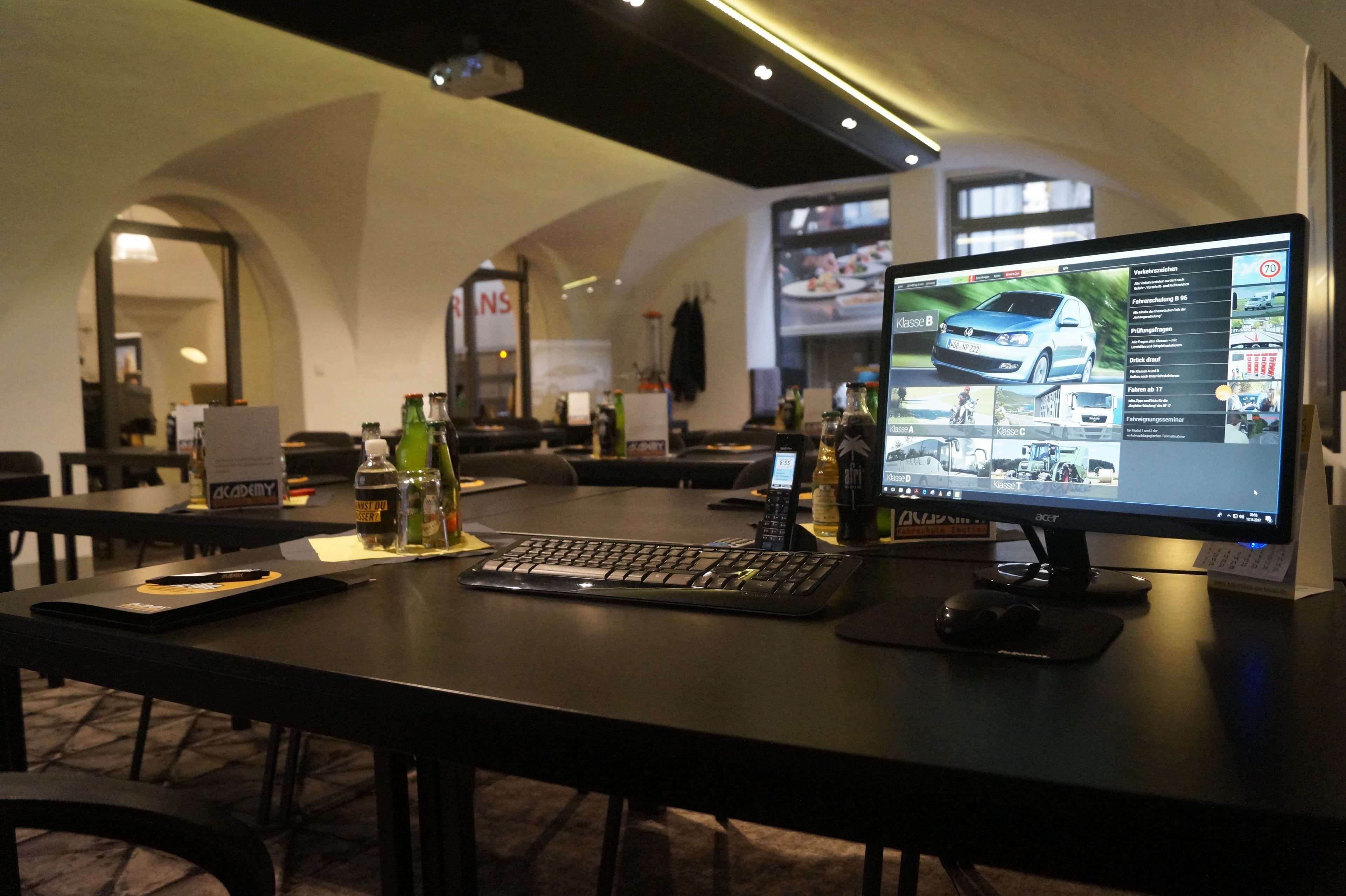 Deine Fahrschule in Passau - Cafe